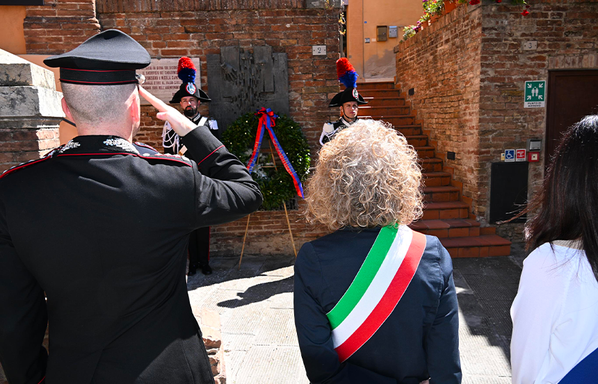 Siena ricorda i Carabinieri Forziero e Campanile: cerimonia e messa a 35 anni dall'eccidio