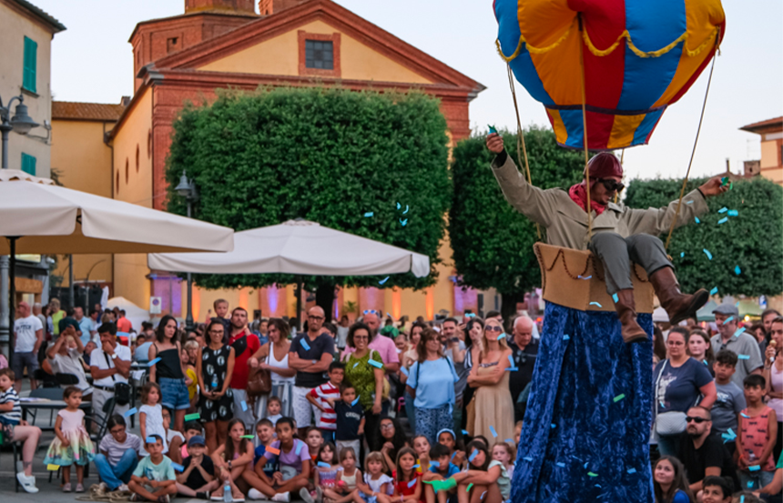 L'Incantaborgo, il Festival delle Arti di Strada a Sinalunga